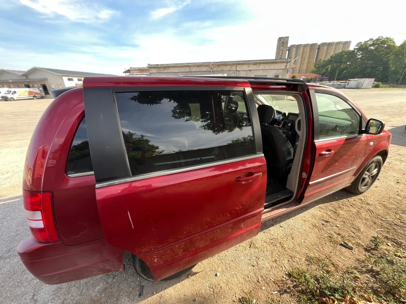 Chrysler Gr.voyager 2.8 ДИЗЕЛ, снимка 6 - Автомобили и джипове - 52024238