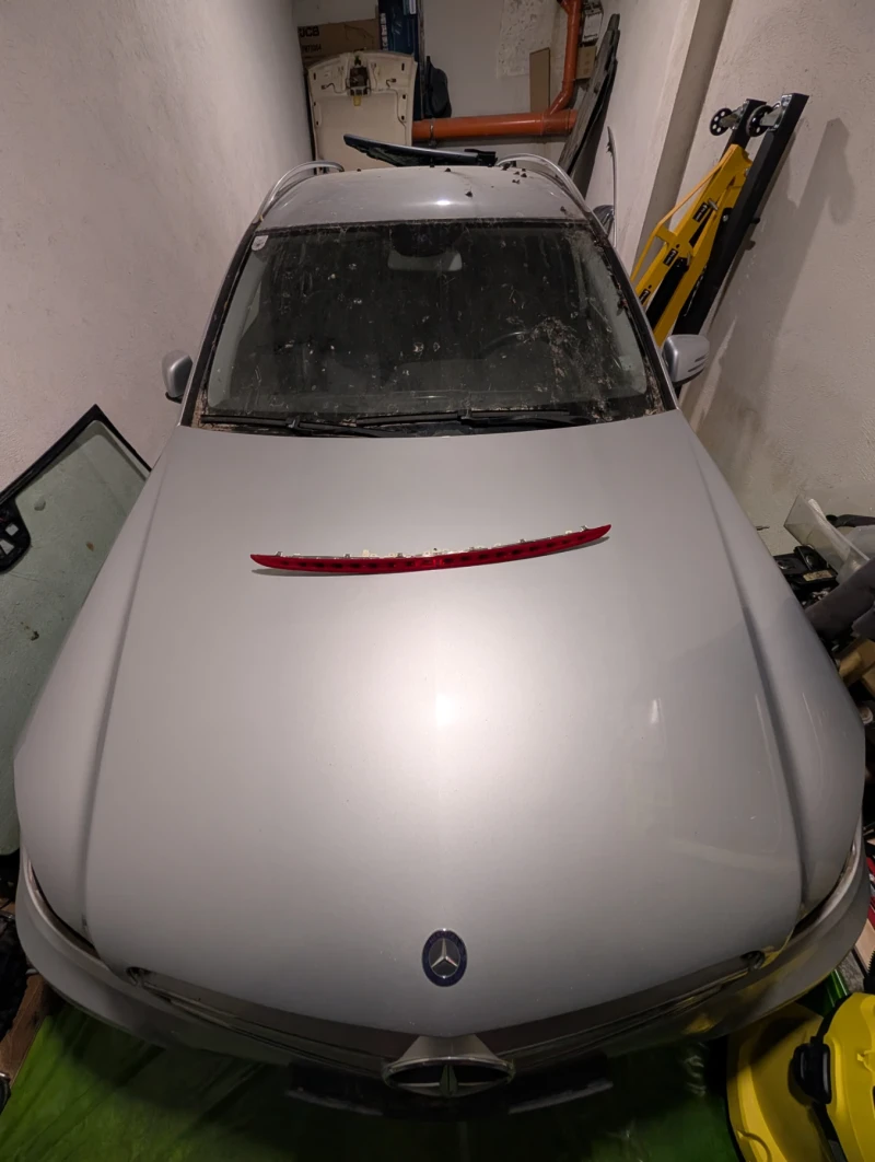 Mercedes-Benz C 220, снимка 2 - Автомобили и джипове - 53126461