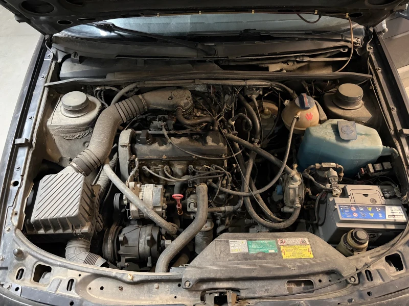 VW Passat, снимка 10 - Автомобили и джипове - 53269015