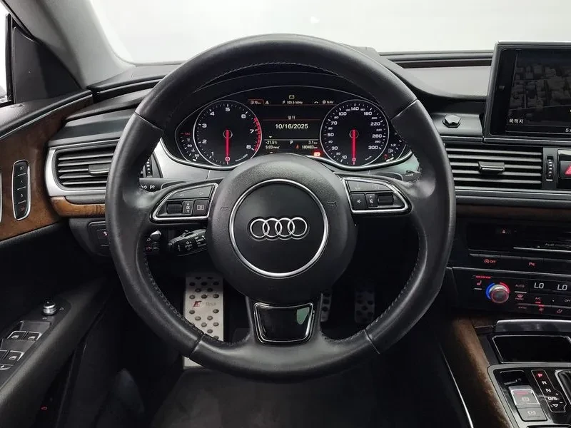 Audi A7 Tfsi 3.0 Quattro Dynamic 4G, снимка 13 - Автомобили и джипове - 54865217