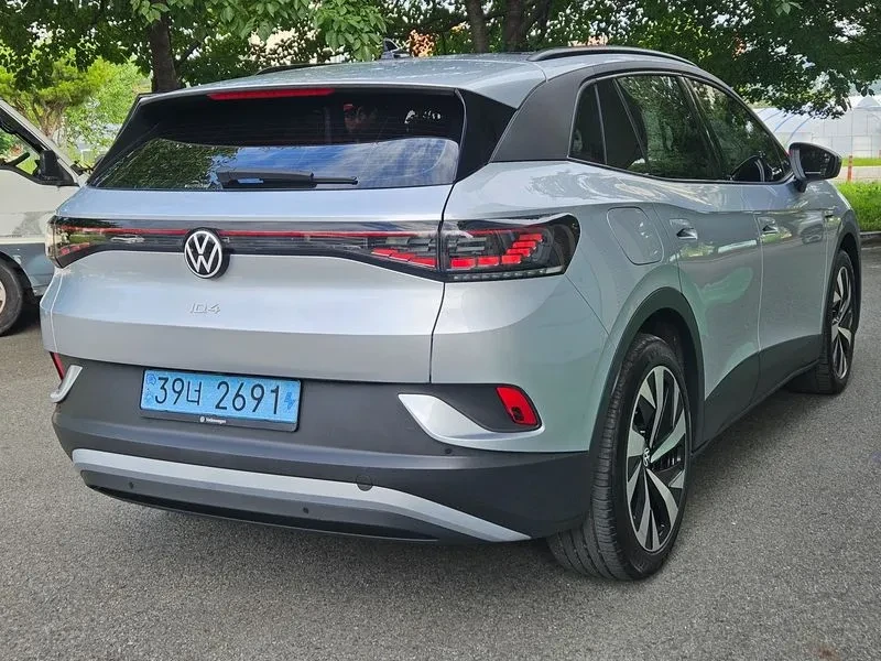 VW ID.4 PRO, снимка 5 - Автомобили и джипове - 56325098