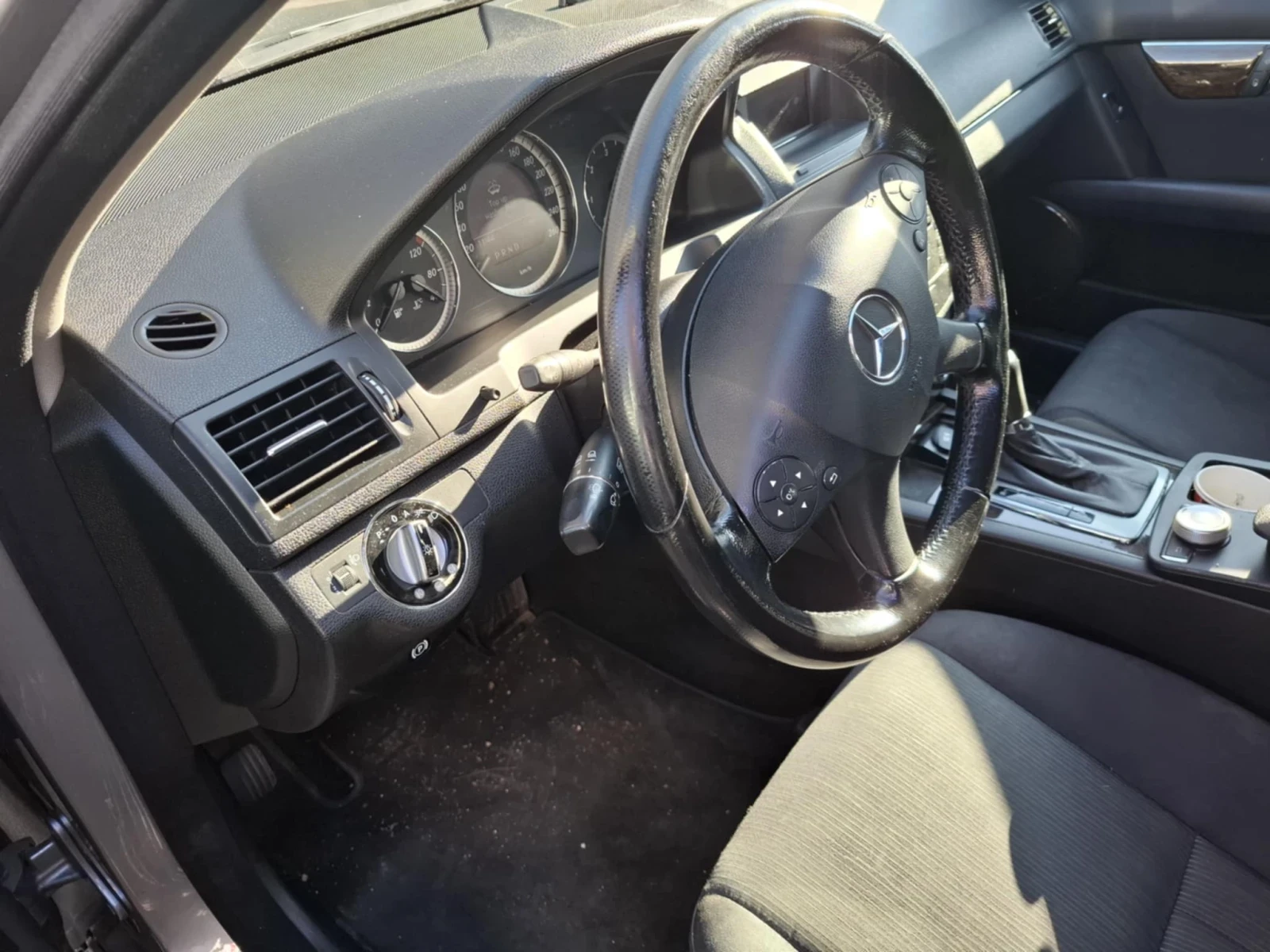 Mercedes-Benz C 200, снимка 1