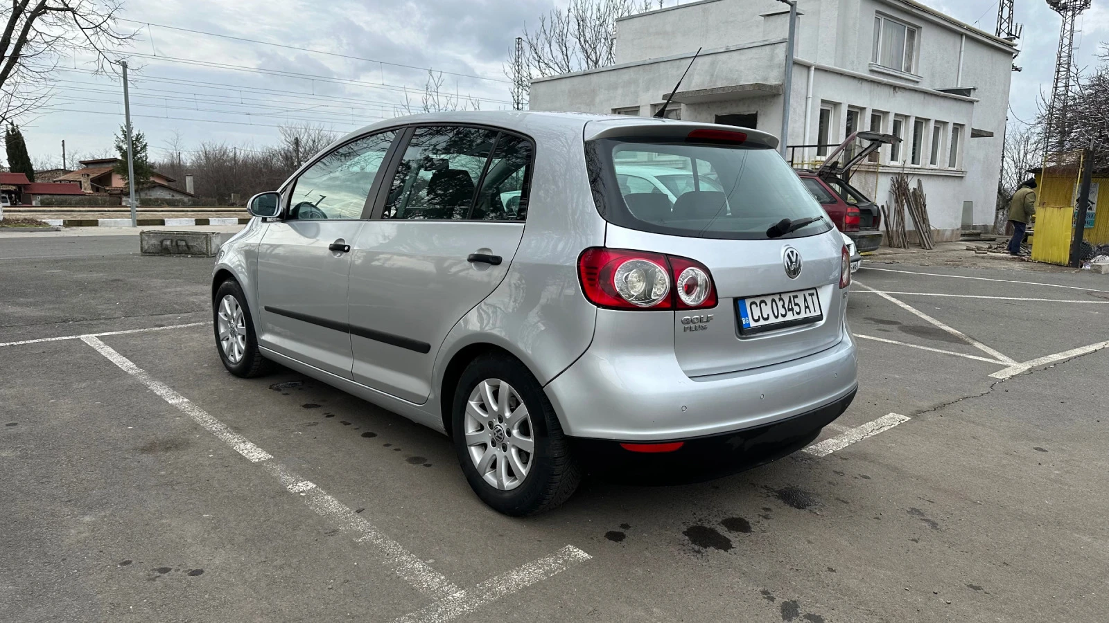 VW Golf Plus 1.9 TDI DSG - изображение 3