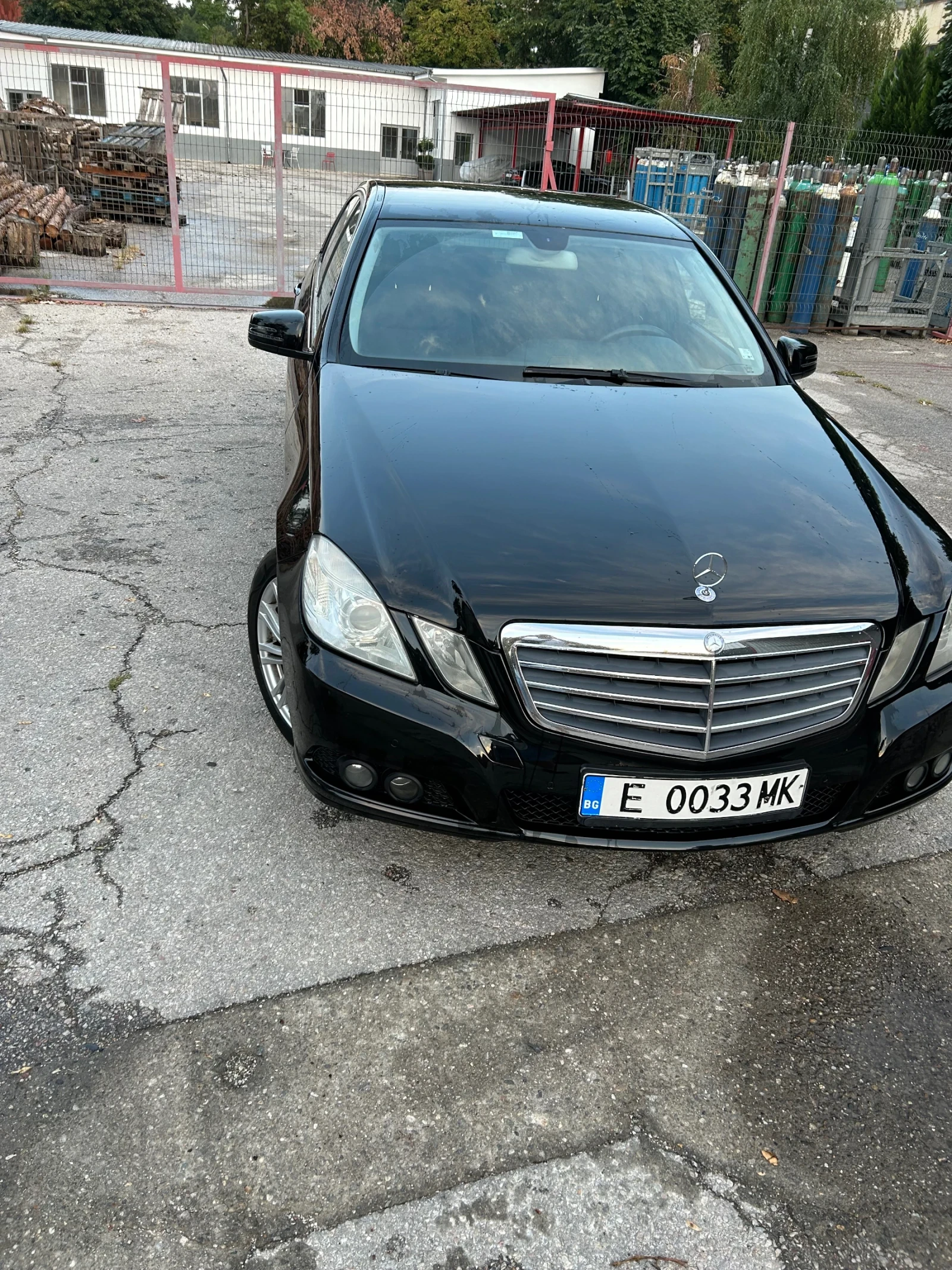 Mercedes-Benz E 350 Mercedes Benz E class 350 4 matic - изображение 2