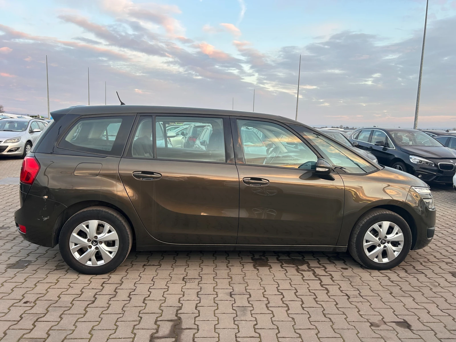 Citroen Grand C4 Picasso 1.6HDI 6+ 1 NAVI EURO 5 - изображение 5