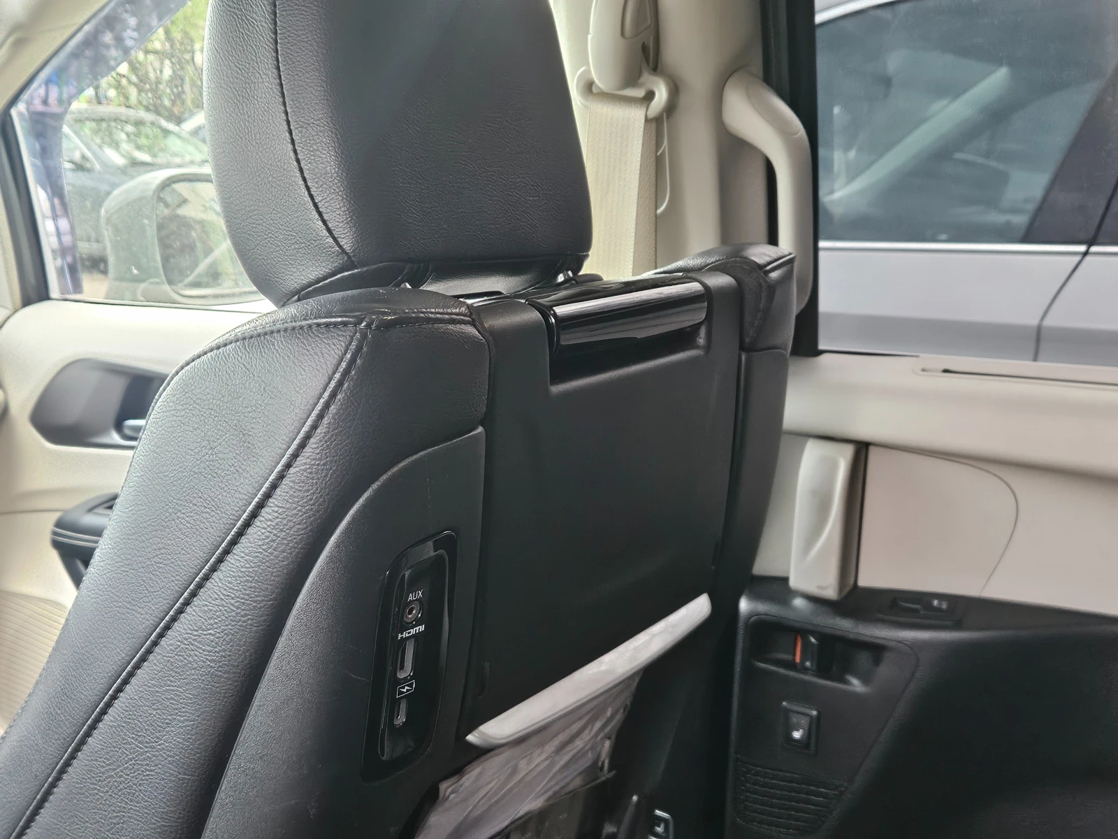 Chrysler Pacifica  - изображение 10
