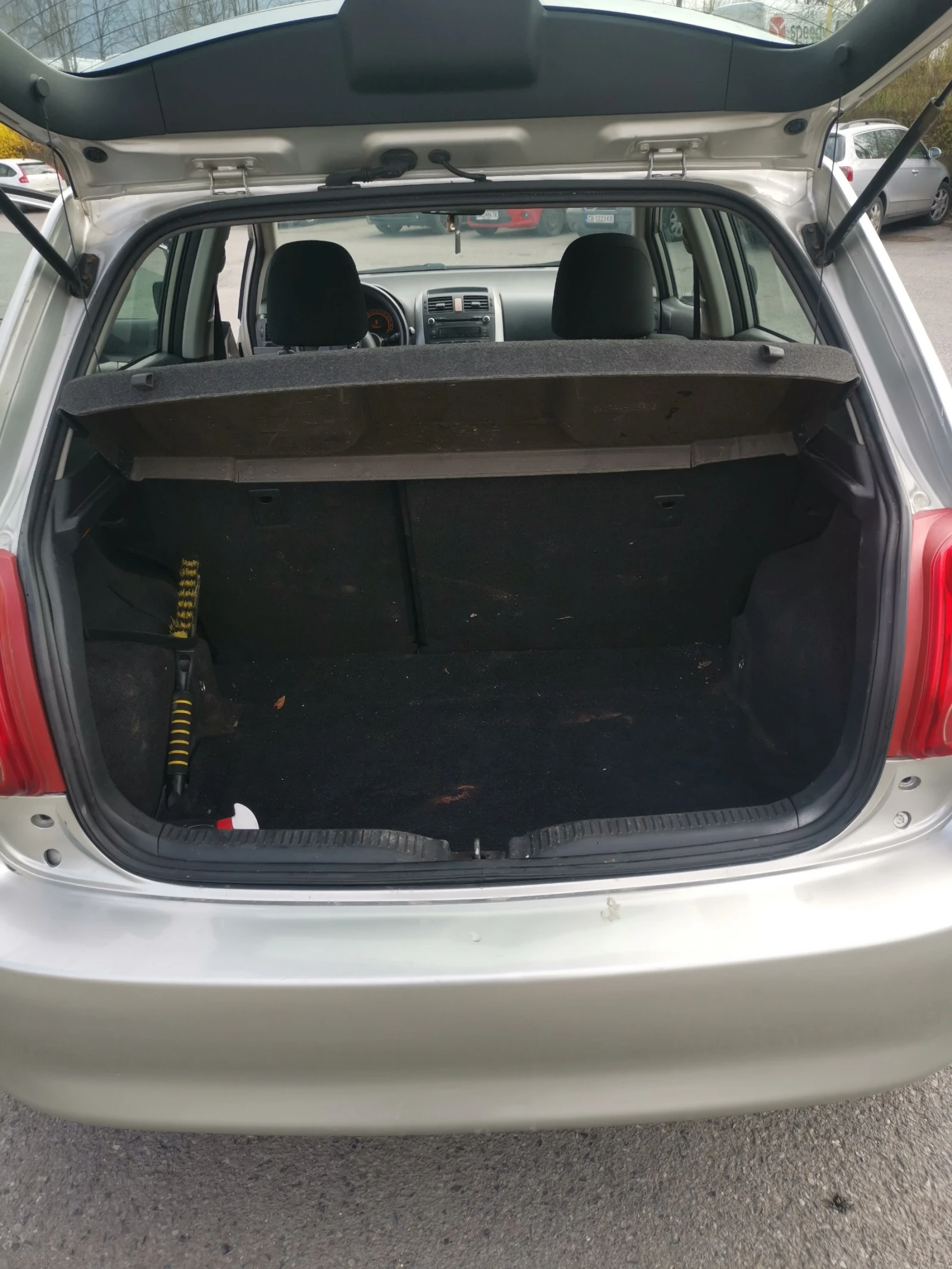 Toyota Auris  - изображение 9