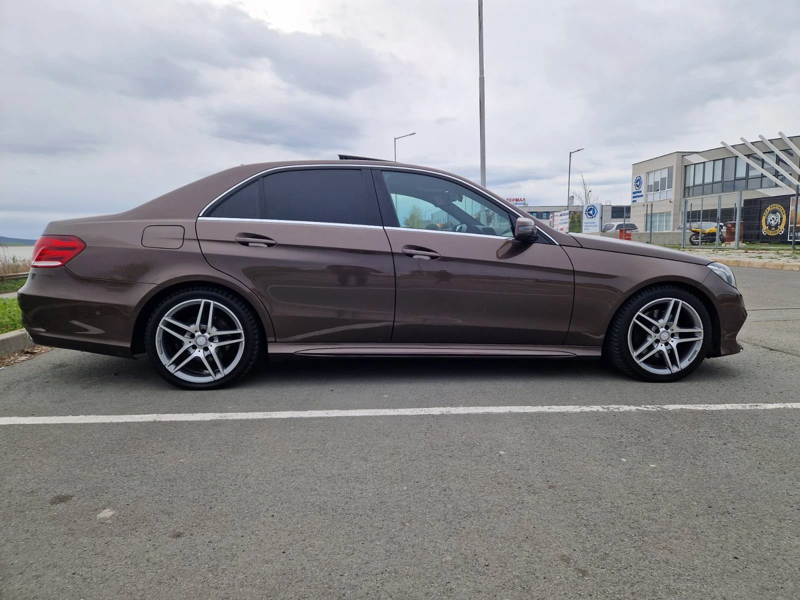 Mercedes-Benz E 300 CDI BlueTEC Avantgarde - изображение 4