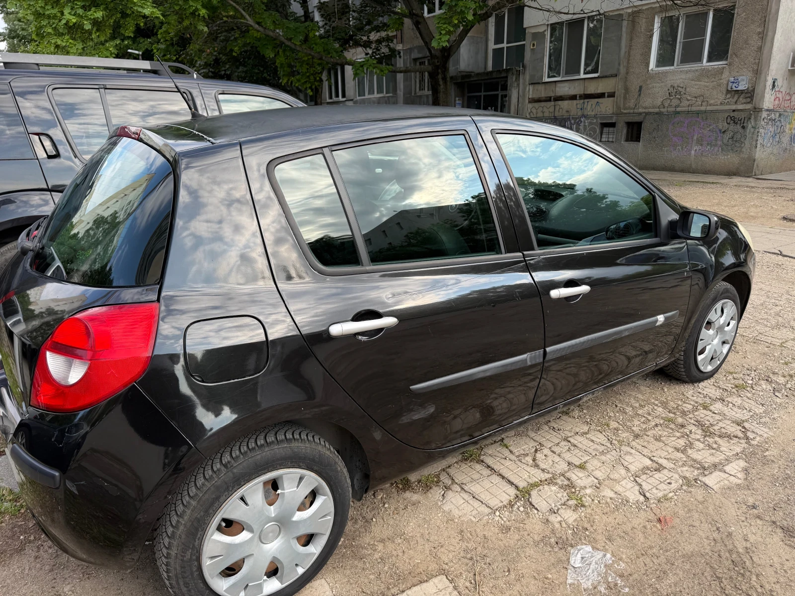 Renault Clio  - изображение 10