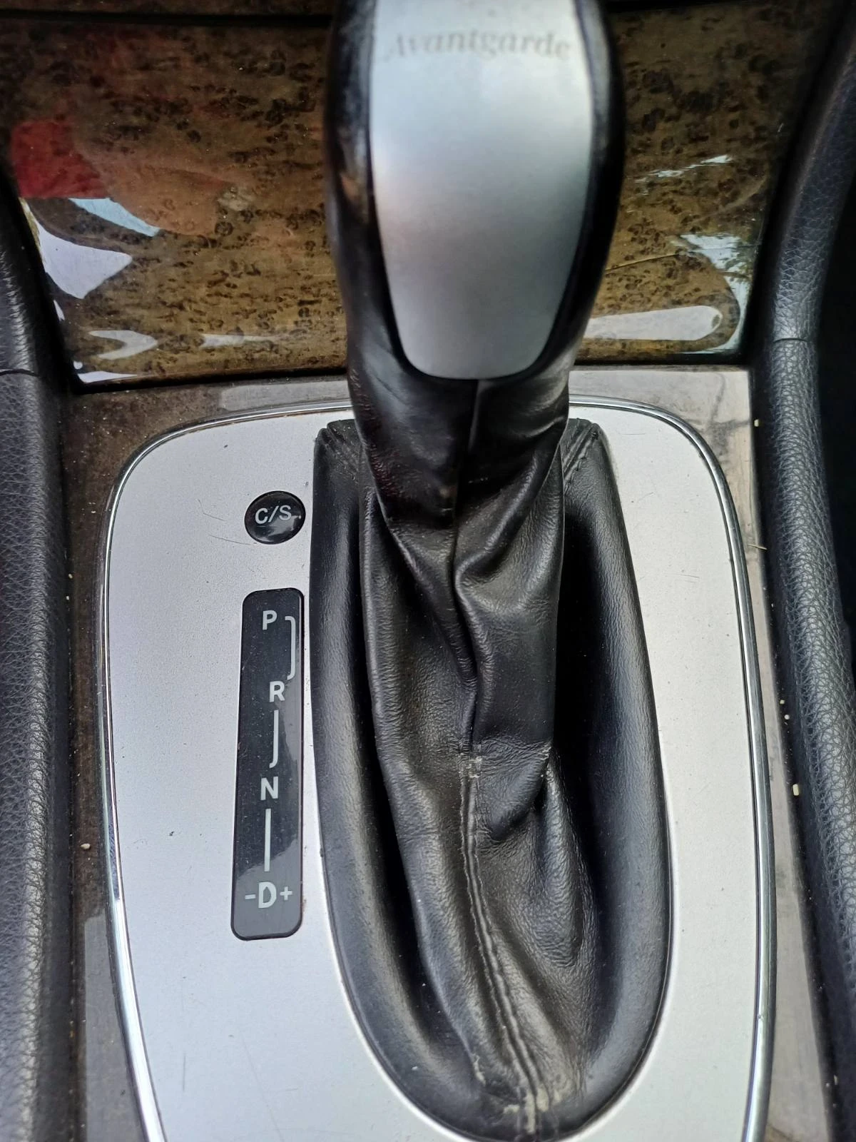 Mercedes-Benz E 280 3.2 - изображение 5