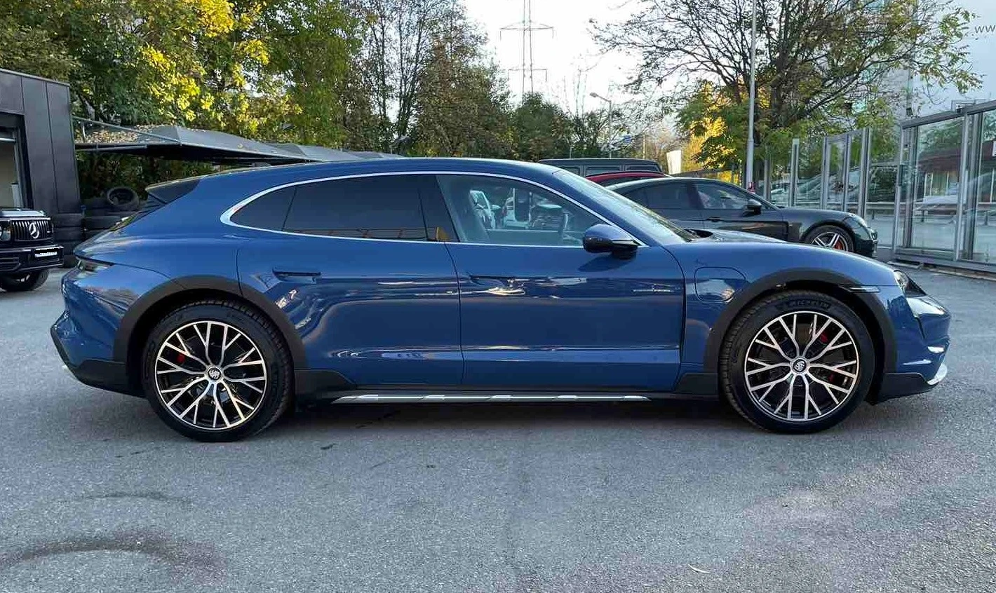 Porsche Taycan 4S Performance Plus Cross Turismo - изображение 6