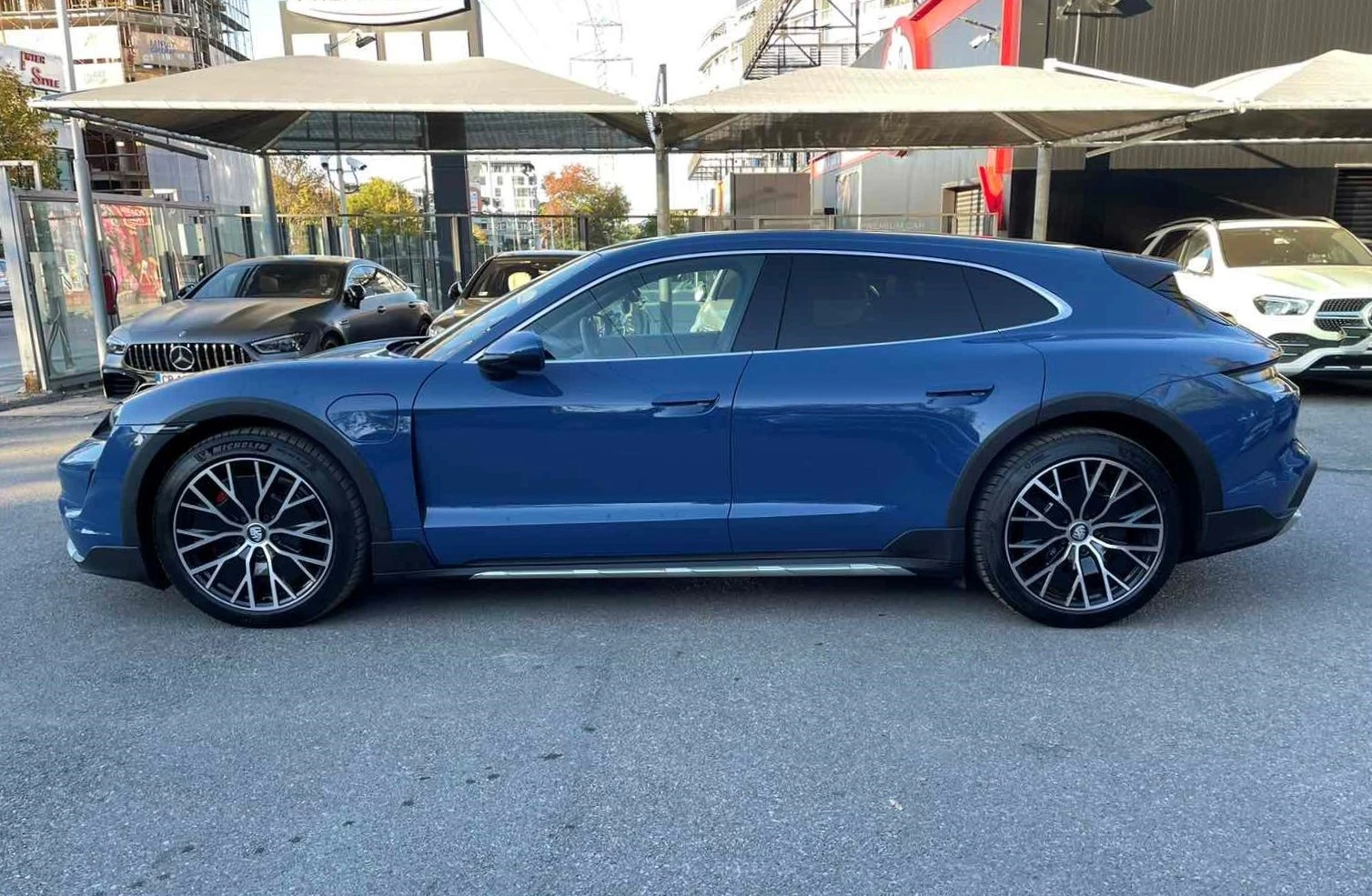 Porsche Taycan 4S Performance Plus Cross Turismo - изображение 2