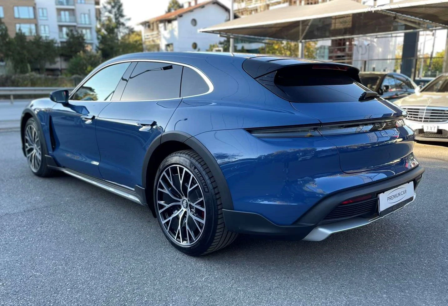 Porsche Taycan 4S Performance Plus Cross Turismo - изображение 3