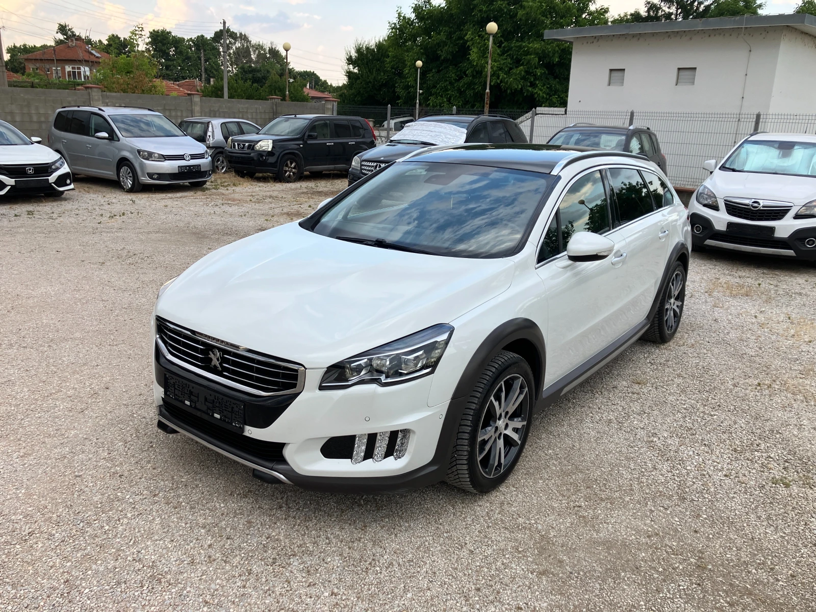 Peugeot 508 RXH 2.0 HDI -4x4 - изображение 2