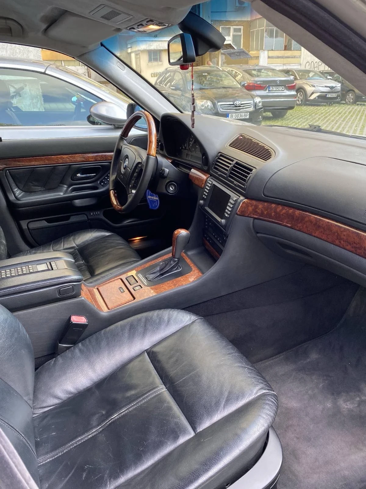 BMW 730  - изображение 10