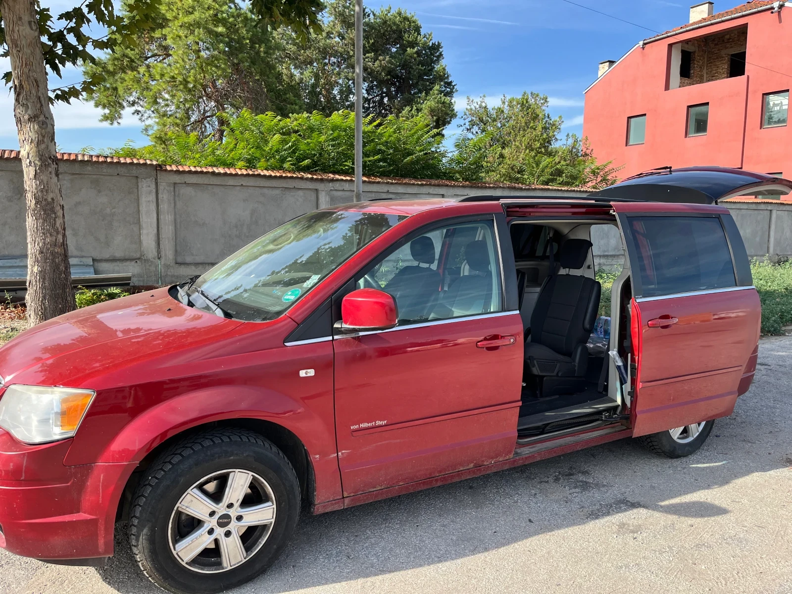 Chrysler Gr.voyager 2.8 ДИЗЕЛ - изображение 3