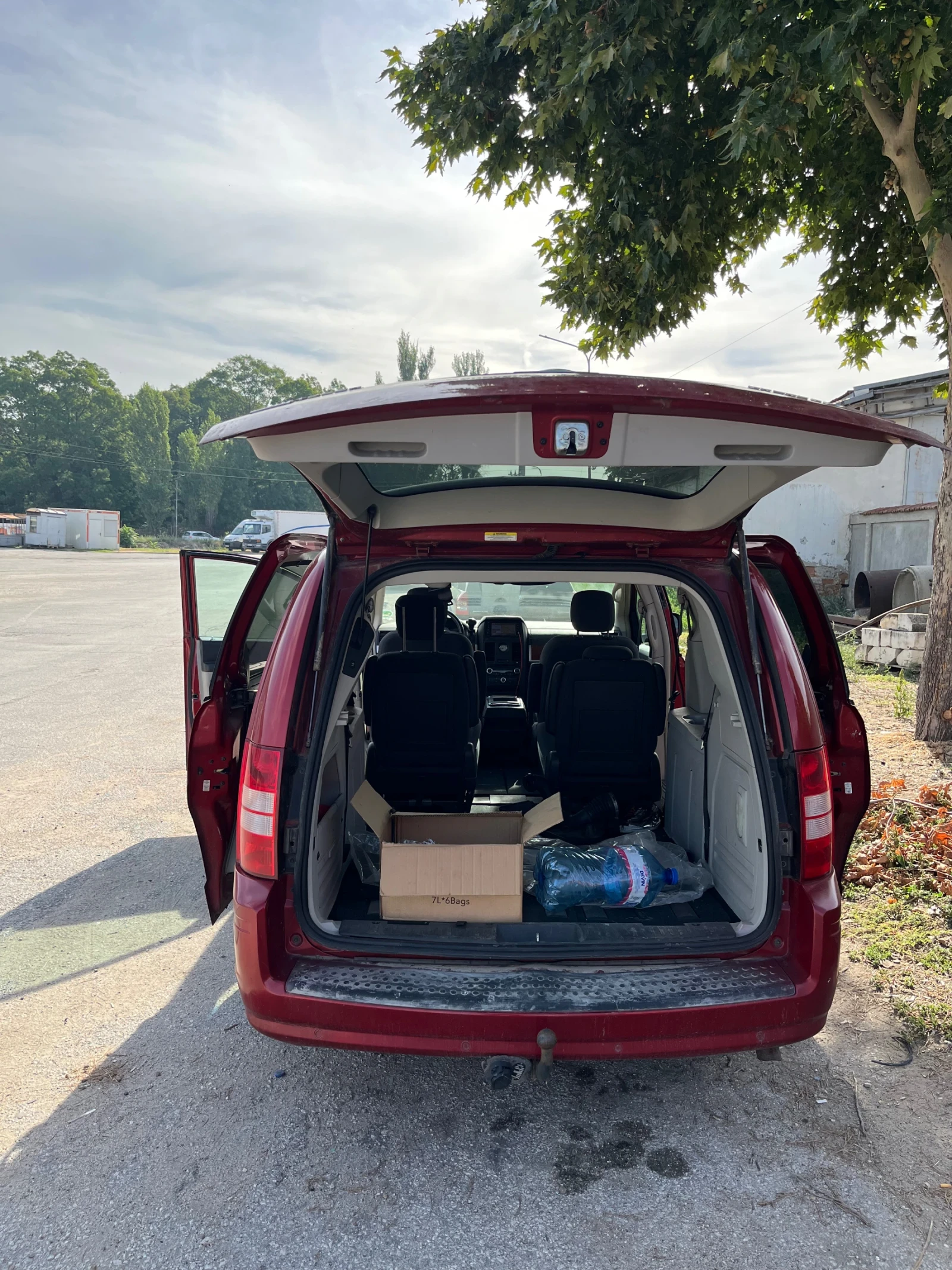 Chrysler Gr.voyager 2.8 ДИЗЕЛ - изображение 5