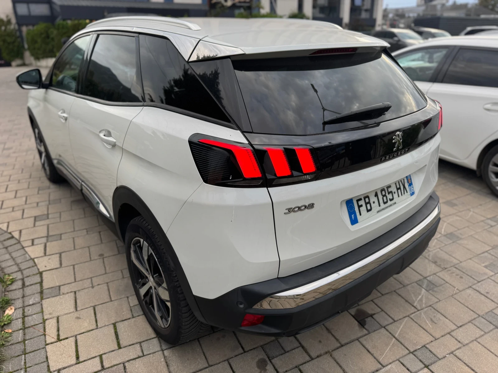 Peugeot 3008 1.5 bluehdi GT-Line - изображение 6