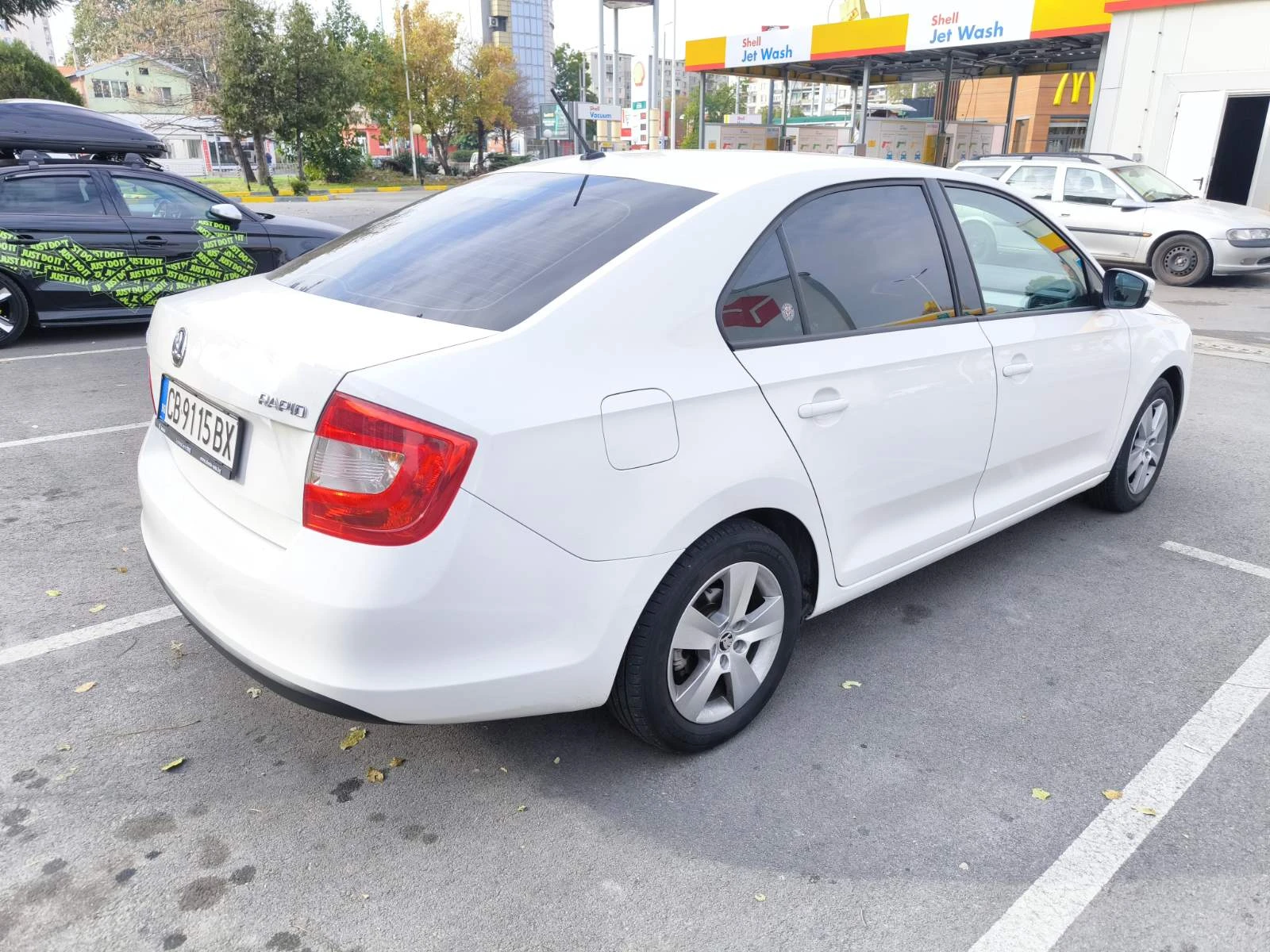 Skoda Rapid 1.6 - изображение 5