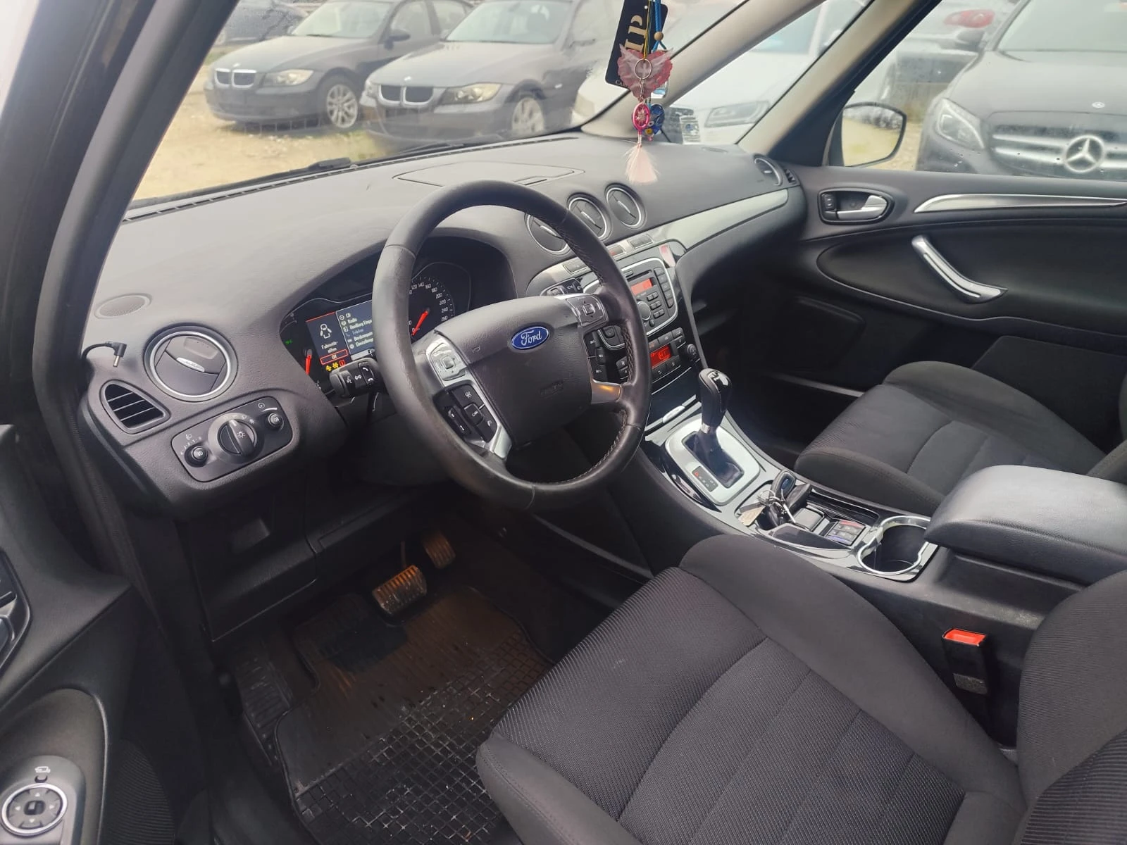 Ford Galaxy 2.0 дизел - изображение 10