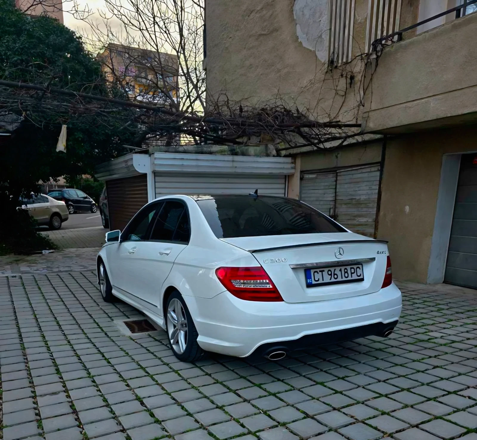 Mercedes-Benz C 300 3.5 4MATIC 7G-TRONIC  - изображение 5