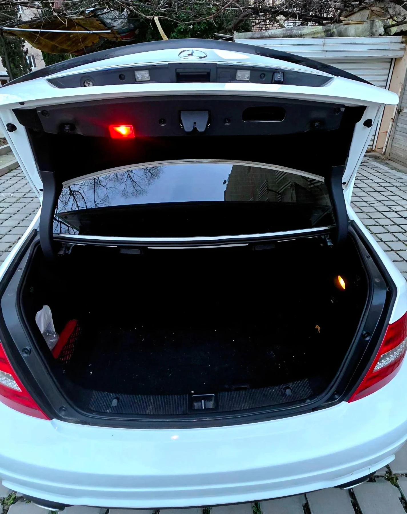 Mercedes-Benz C 300 3.5 4MATIC 7G-TRONIC  - изображение 8