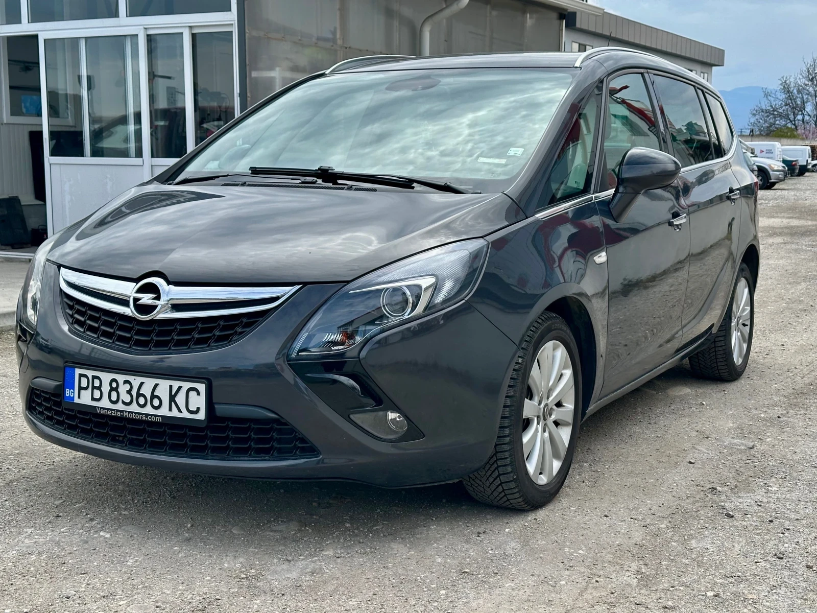 Opel Zafira 1.6 Turbo | CNG | Cosmo | 6+ 1 места | Auto.bg — изображение 1