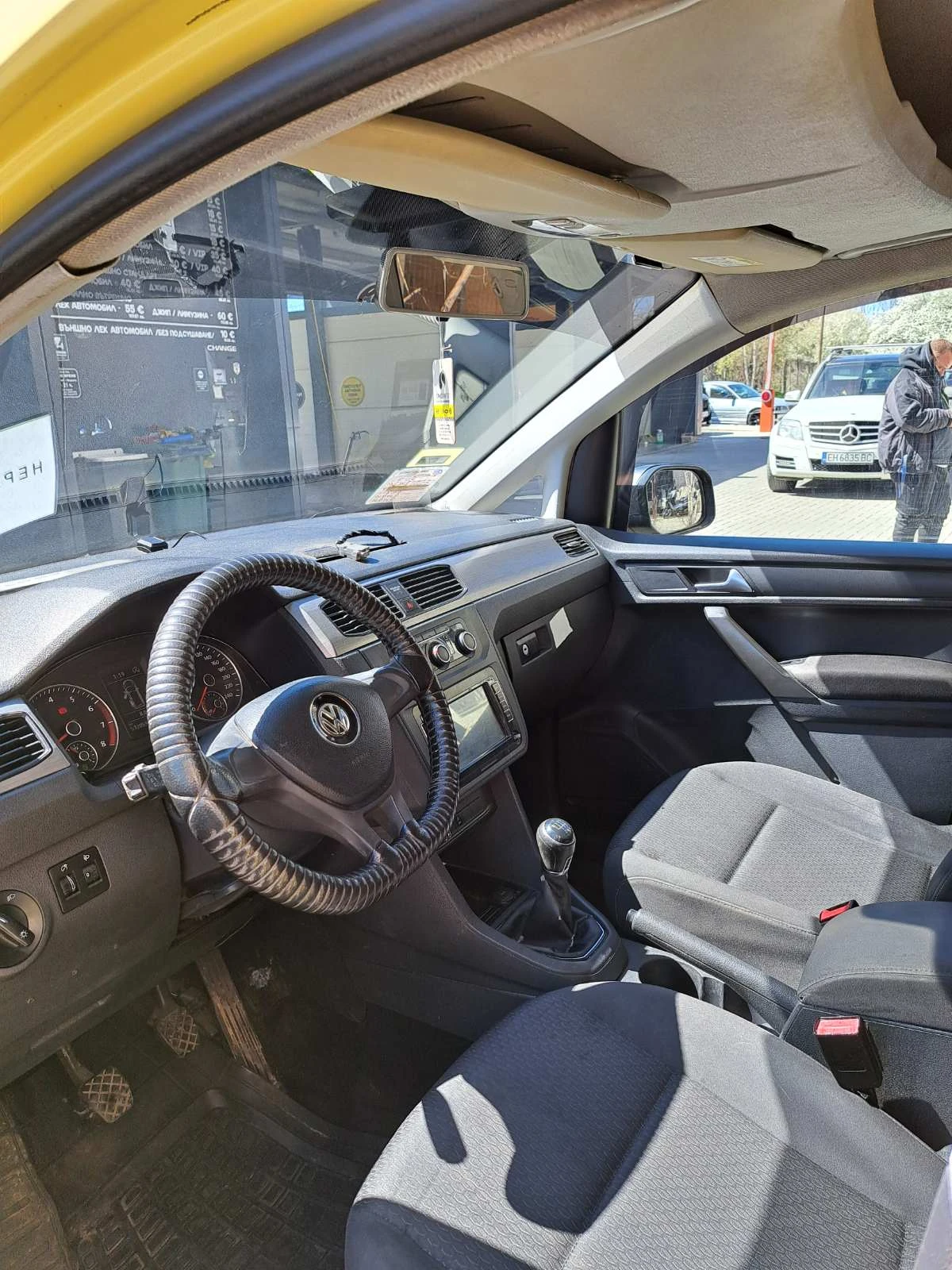 VW Caddy, снимка 6 - Автомобили и джипове - 54150256