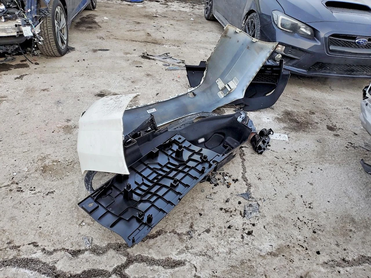 Mercedes-Benz C 300 4MATIC, снимка 12 - Автомобили и джипове - 54156566