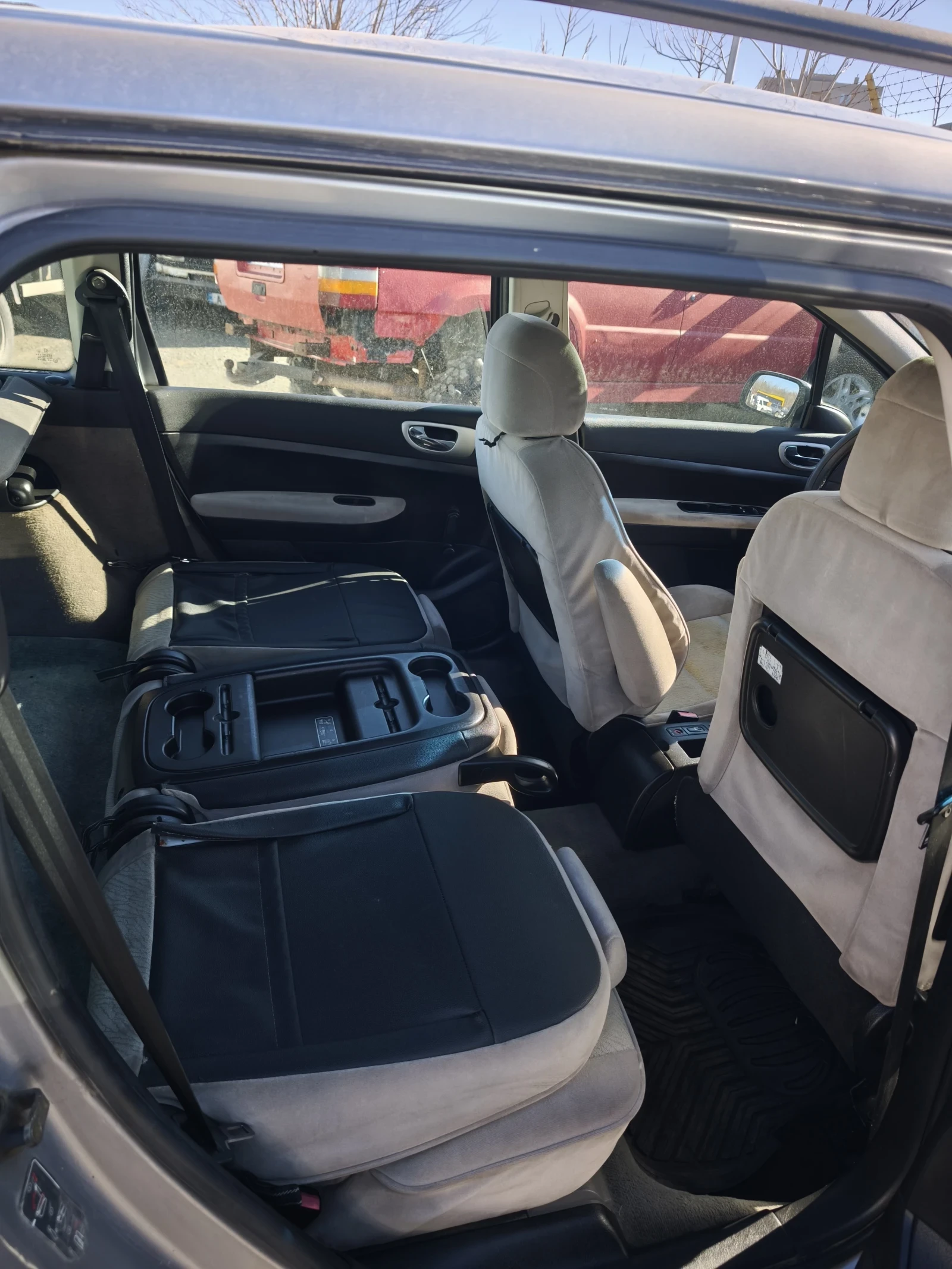 Peugeot 307 1.6 HDI, снимка 9 - Автомобили и джипове - 54274431