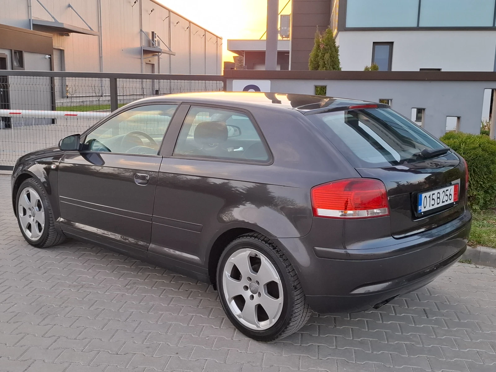 Audi A3 2.0TDI* (140кс)* KLIMATRONIK* НОВ ВНОС* , снимка 5 - Автомобили и джипове - 54196122
