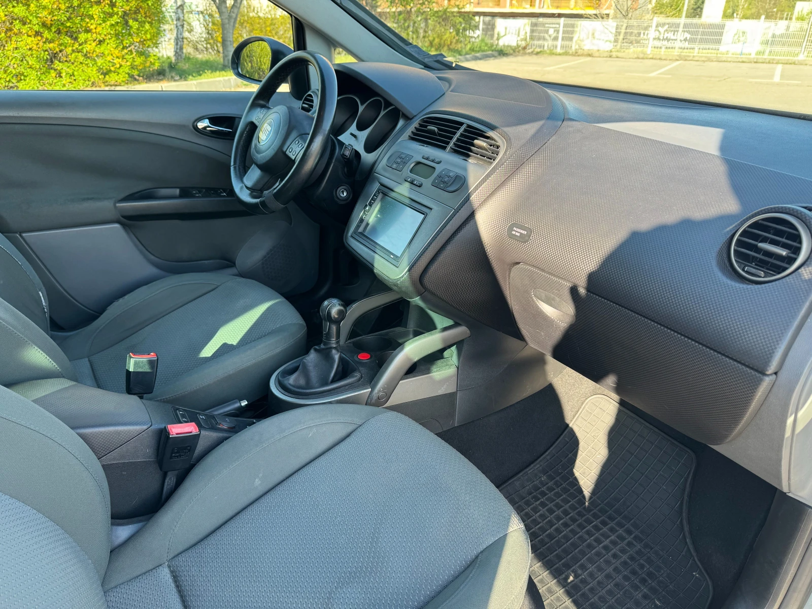 Seat Altea 1.9 TDI 105 кс, снимка 8 - Автомобили и джипове - 54482467