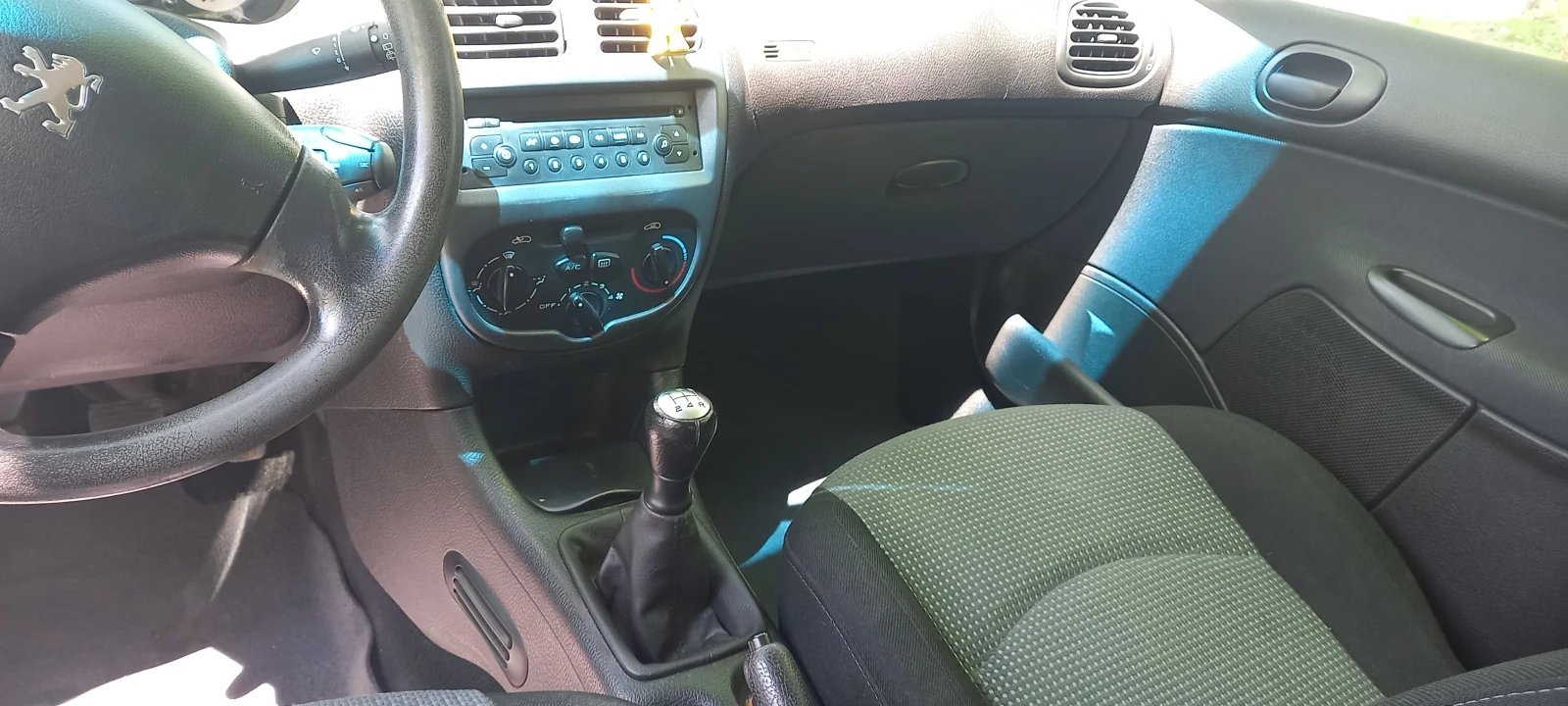 Peugeot 206 1.4hdi, снимка 13 - Автомобили и джипове - 54597568