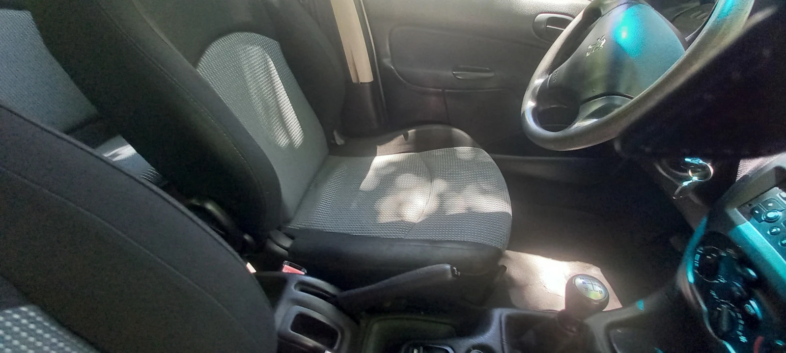 Peugeot 206 1.4hdi, снимка 6 - Автомобили и джипове - 54597568