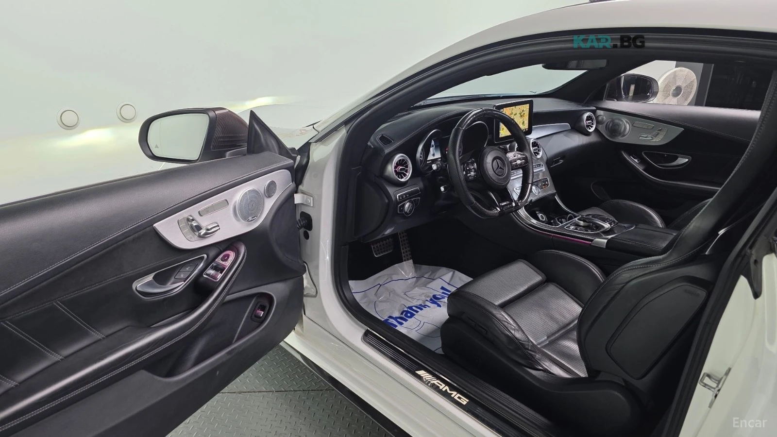 Mercedes-Benz C 63 AMG BURMASTER* ОБДУХ* 360* ПАНО* HEADUP* DISSTR, снимка 11 - Автомобили и джипове - 54973180