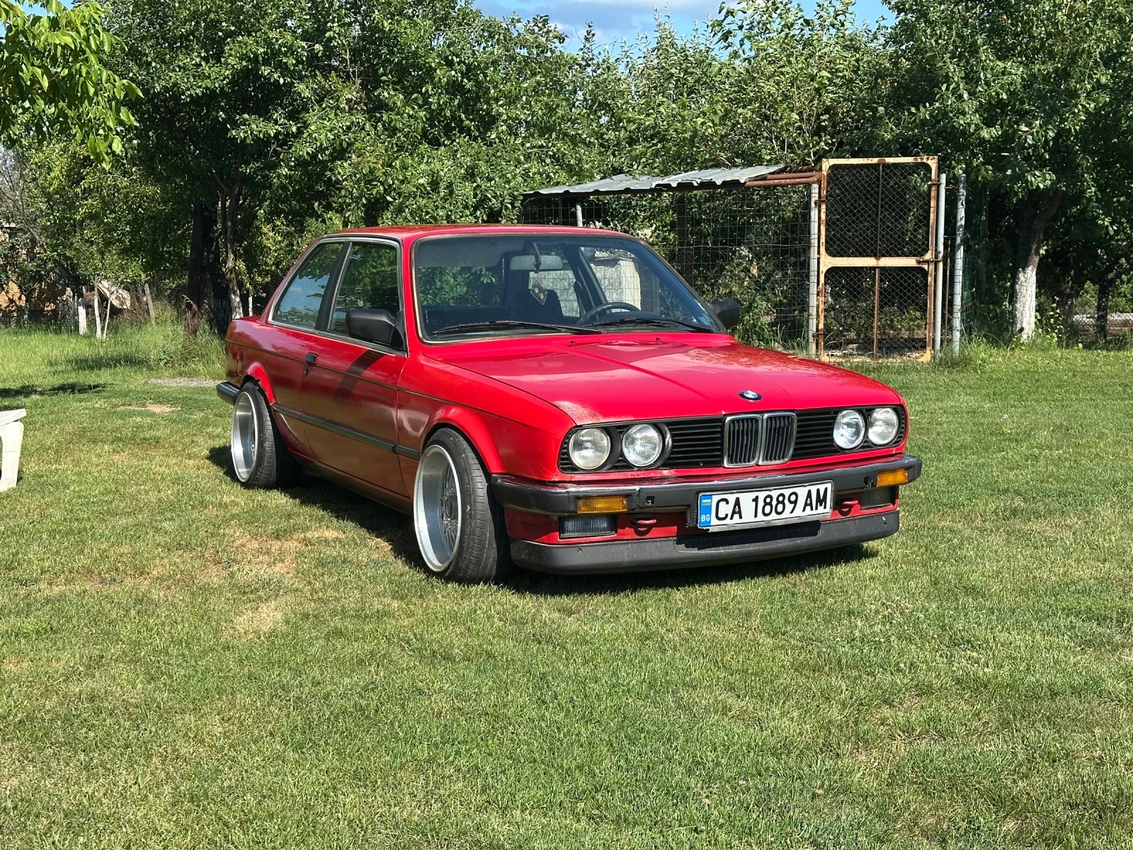BMW 318, снимка 3 - Автомобили и джипове - 55156964