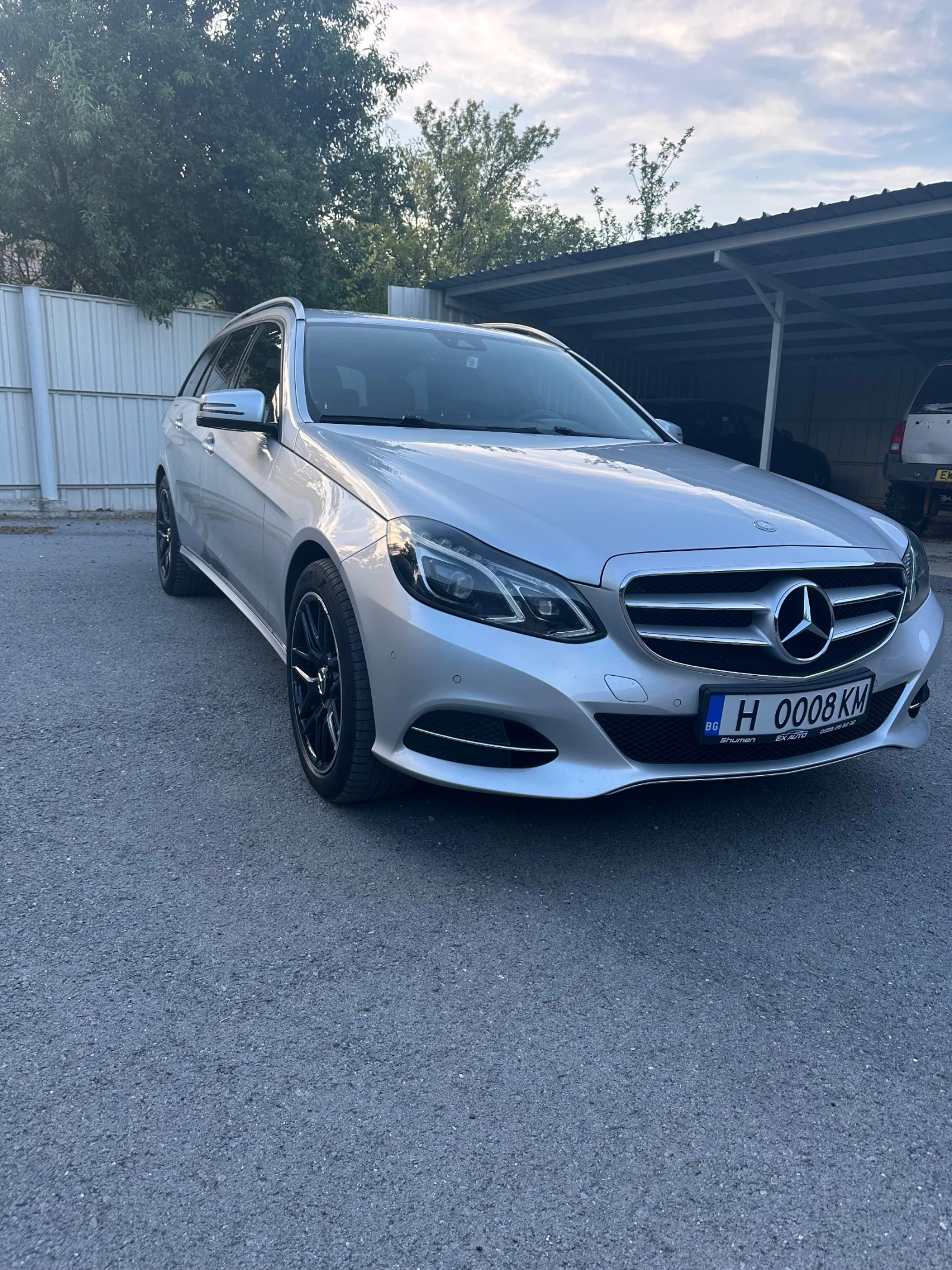 Mercedes-Benz E 250, снимка 3 - Автомобили и джипове - 55385417