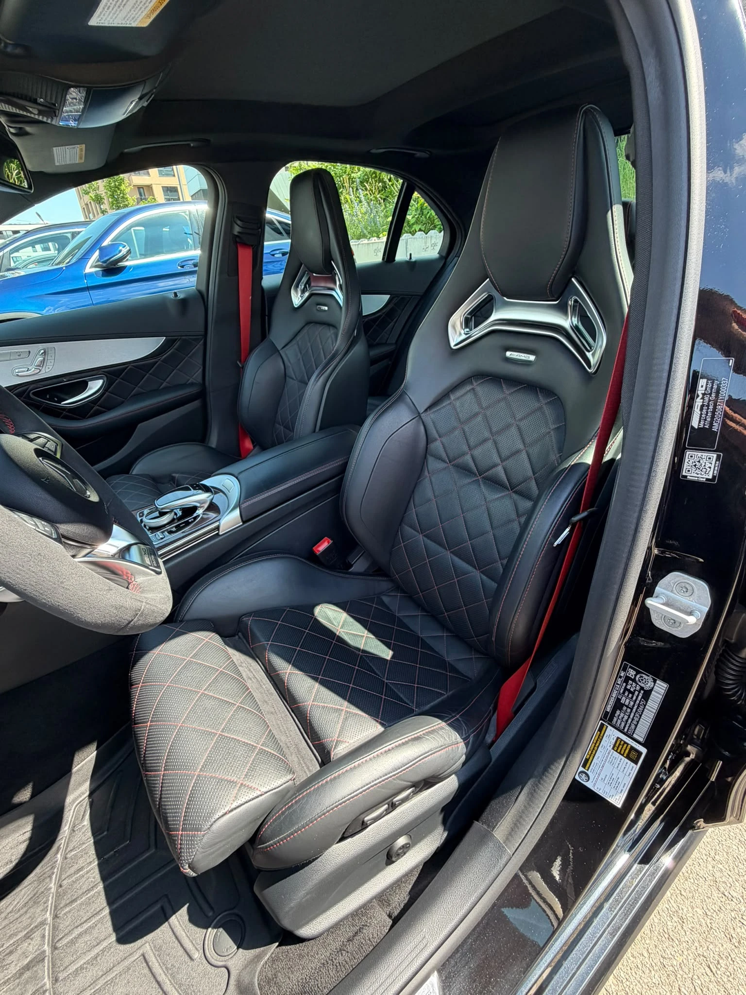 Mercedes-Benz C 63 AMG S Edition One, снимка 13 - Автомобили и джипове - 55378677