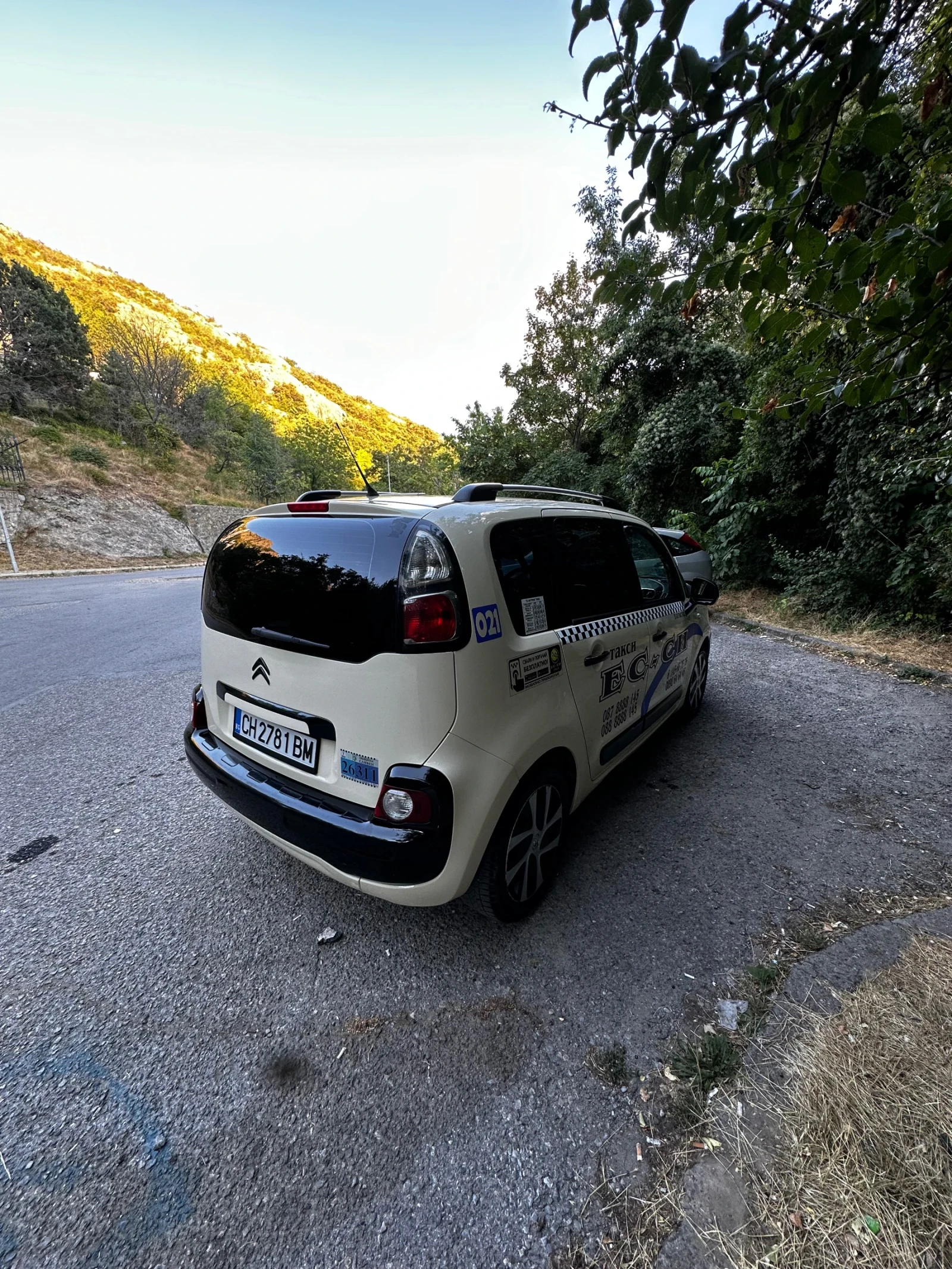 Citroen C3 Picasso LPG, снимка 4 - Автомобили и джипове - 55535814