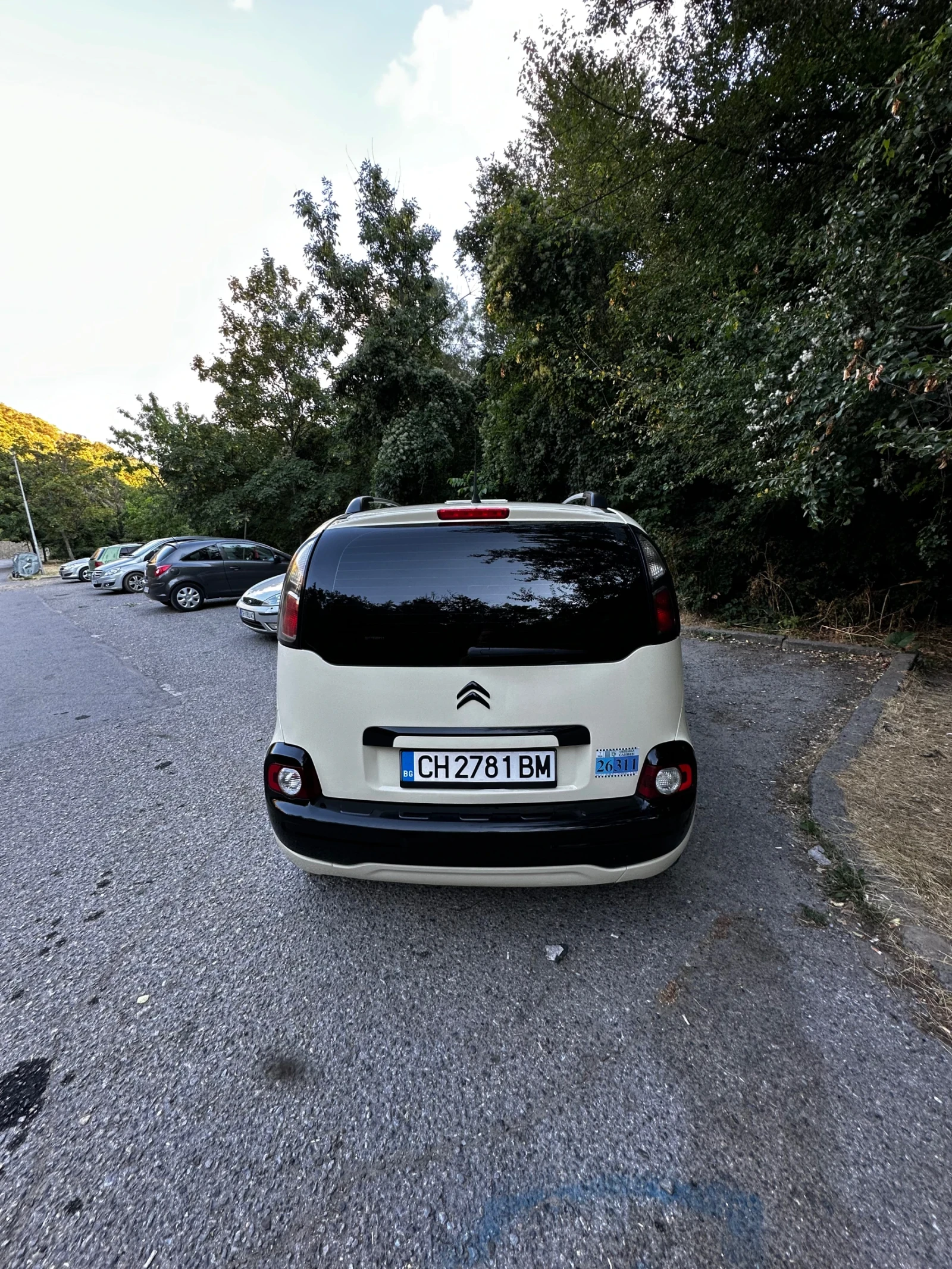 Citroen C3 Picasso LPG, снимка 3 - Автомобили и джипове - 55535814