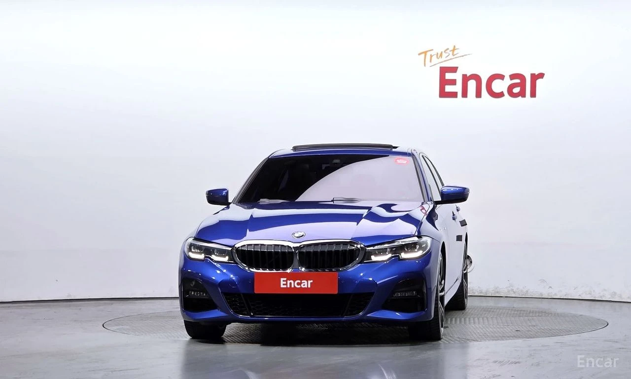 BMW 330 M* SPORT* ХЕДЪП* HARMON* KARDON* LANE* ASSIST* , снимка 3 - Автомобили и джипове - 55799229