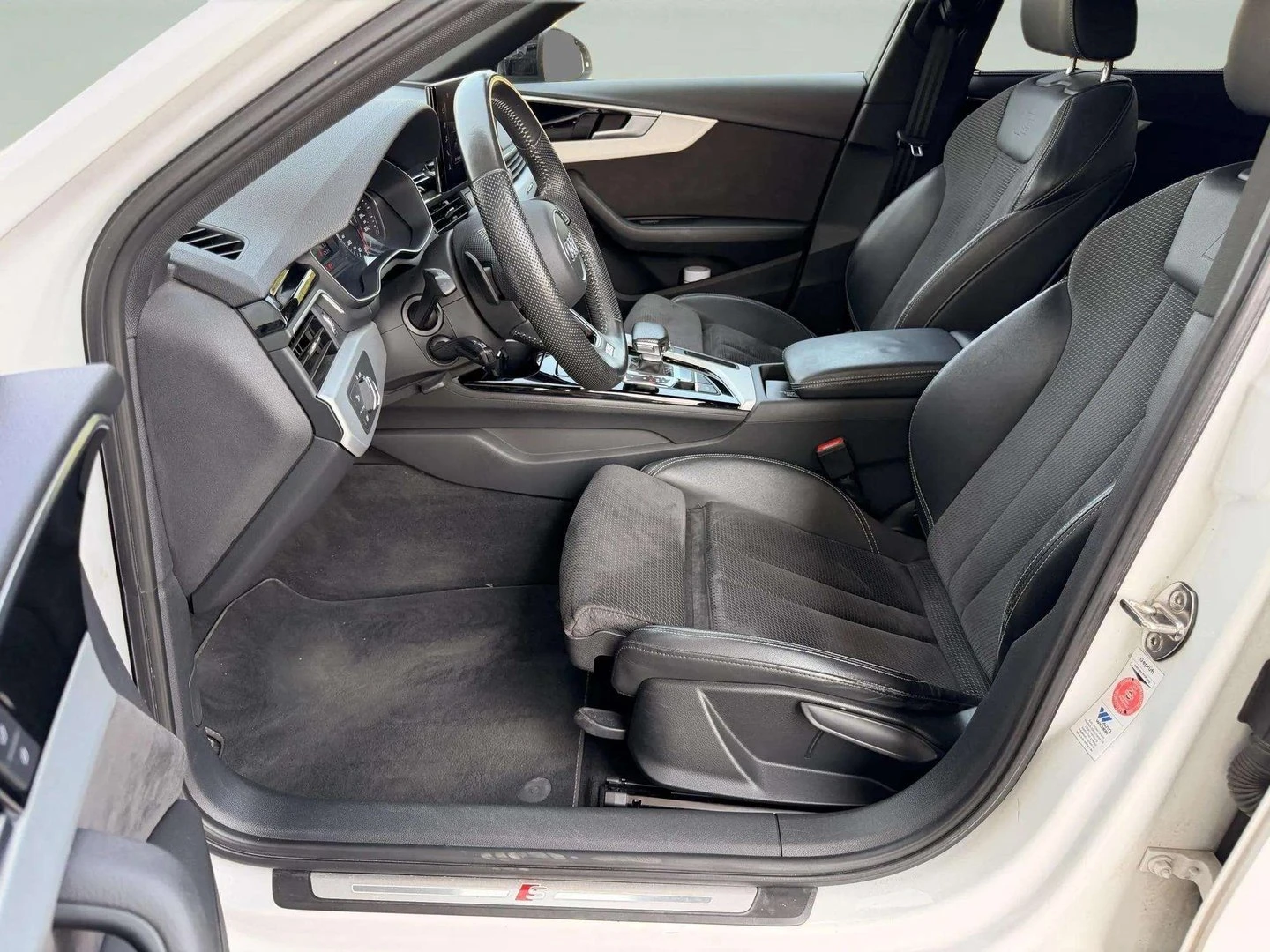Audi A4 S line 40 TDI Quattro, снимка 6 - Автомобили и джипове - 55985155