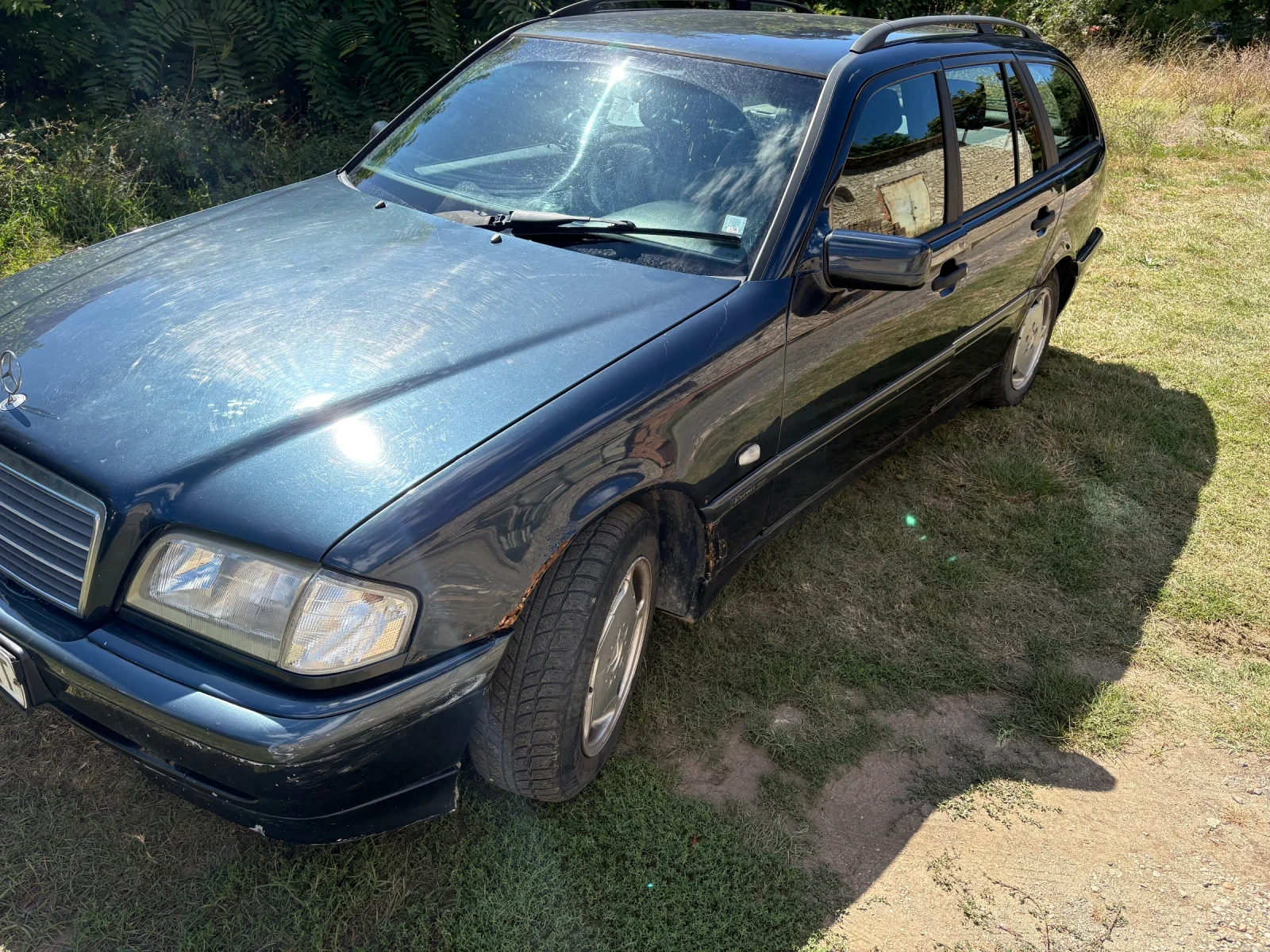 Mercedes-Benz C 220, снимка 2 - Автомобили и джипове - 56006872