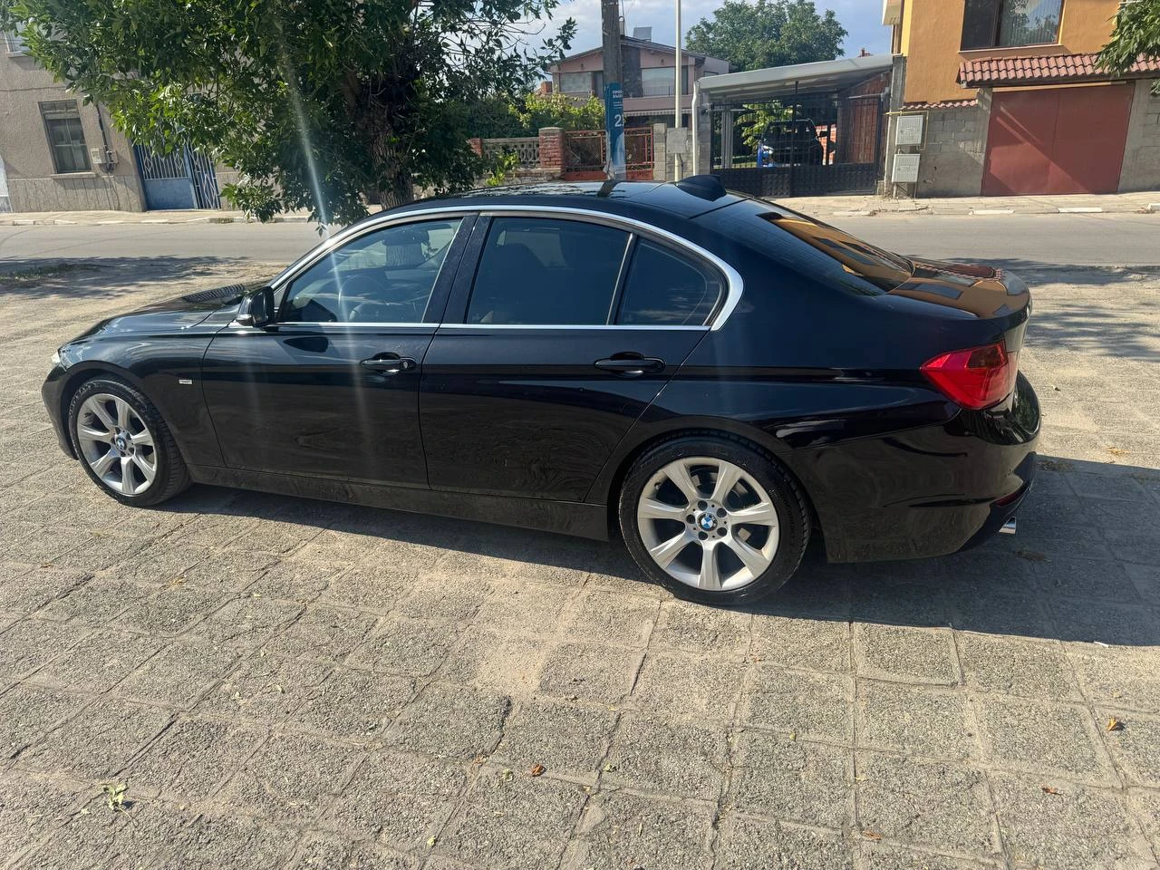 BMW 320, снимка 13 - Автомобили и джипове - 56224067