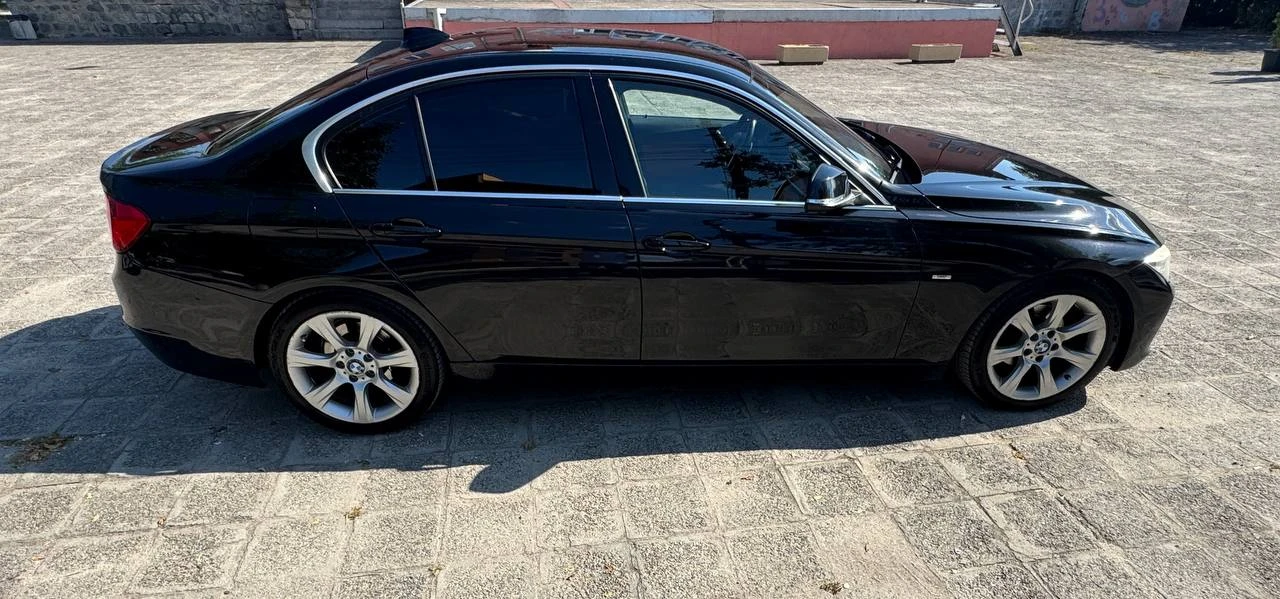 BMW 320, снимка 16 - Автомобили и джипове - 56224067