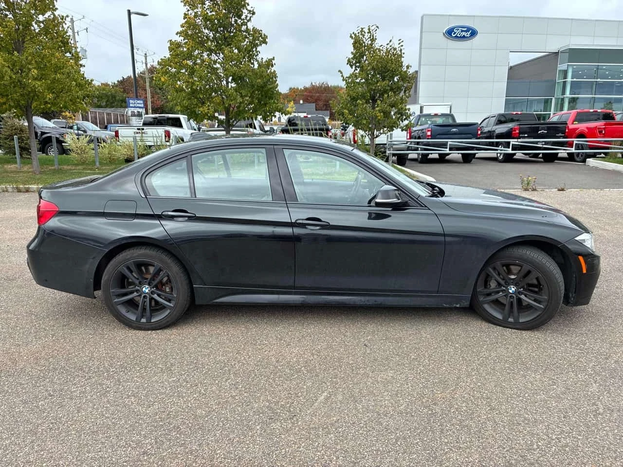 BMW 330 i xDrive * CARFAX * ОТ ПРЕДСТАВИТЕЛСТВО* , снимка 3 - Автомобили и джипове - 56274410