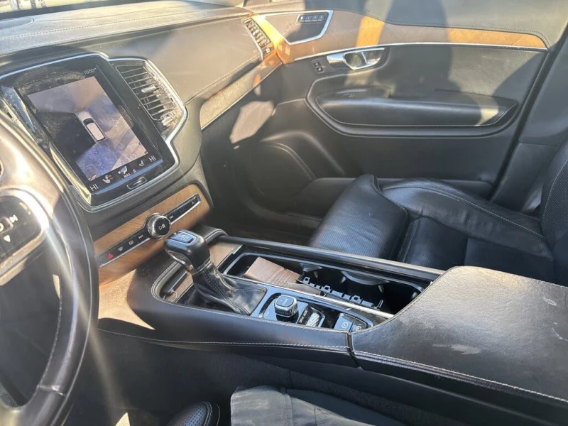 Volvo Xc90 INSCRIPTION* T6* PANO* DIGITAL* DISTRONIK* ОБДУХ* , снимка 9 - Автомобили и джипове - 53430051