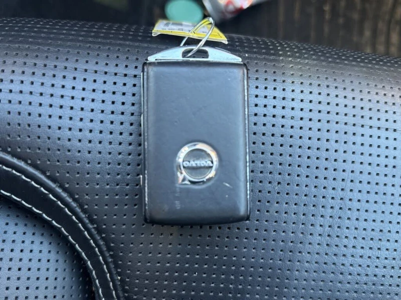 Volvo Xc90 INSCRIPTION* T6* PANO* DIGITAL* DISTRONIK* ОБДУХ* , снимка 12 - Автомобили и джипове - 53430051