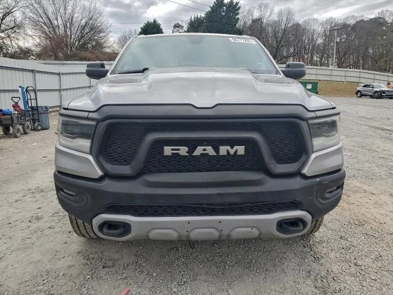 Dodge RAM 1500 5.7L 8 4x4 w/Rear Wheel Drv - изображение 7