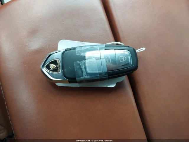 Lamborghini Urus, снимка 13 - Автомобили и джипове - 53812982